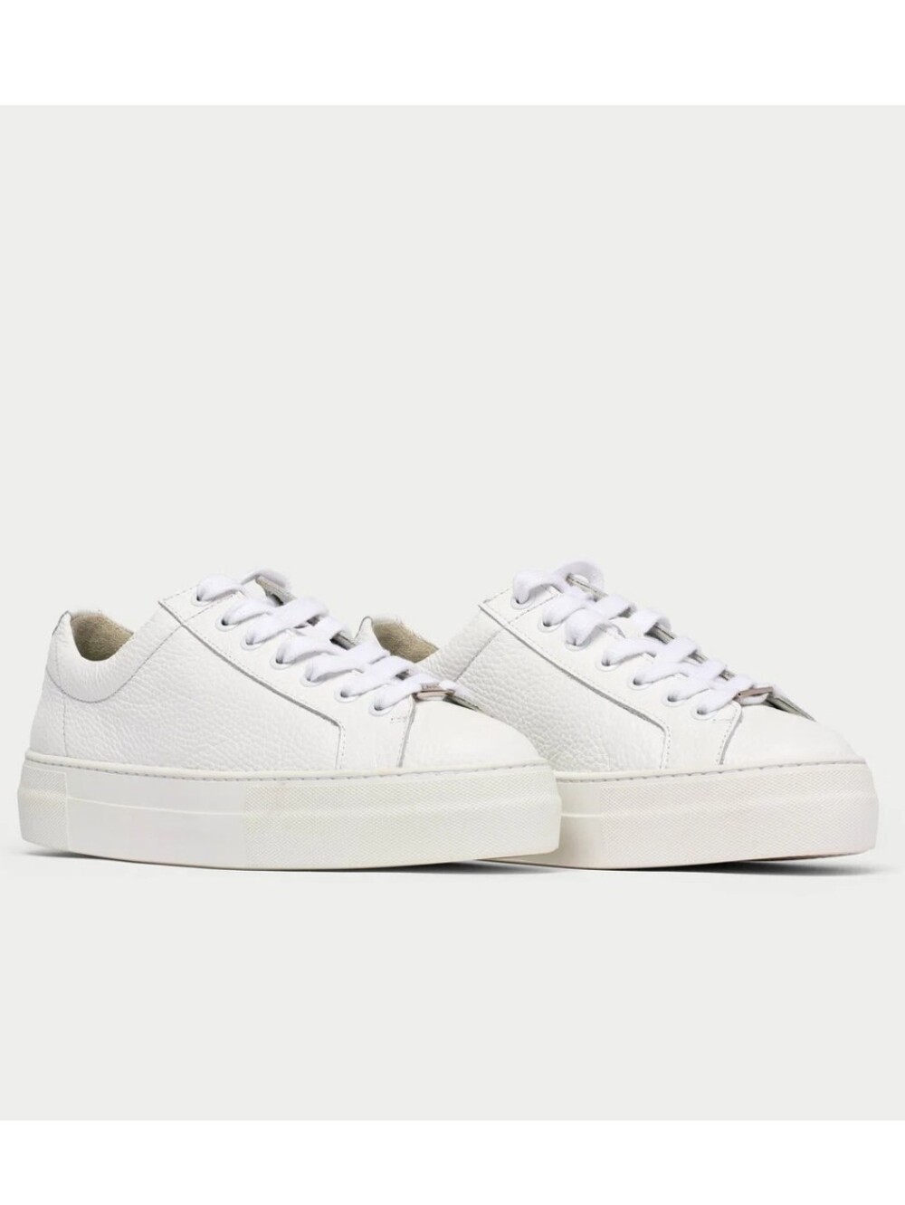 Calla Women’s White Leather Sneakers Size 38 EU NWOB